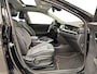 Kia Niro EV e-Niro DynamicPlusLine 64 kWh I Schuifdak I Half-Leder I Stoelverwarming