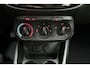 Opel Corsa 1.4 Favourite | Navigatie | Parkeersensoren | Lichtmetalen velgen | 5 Deuren | Cruise control | DAB Radio | Mistlampen voor