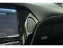Opel Corsa 1.4 Favourite | Navigatie | Parkeersensoren | Lichtmetalen velgen | 5 Deuren | Cruise control | DAB Radio | Mistlampen voor