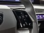Peugeot e-5008 SUV Allure Avantage 73 kWh 210pk | Accu SOH 99,2% | Lage kilometerstand! | 503km WLTP Actieradius | 7 Zitplaatsen | Navigatie | 360° Camera | Half lederen AGR stoelen | Stoel- en stuurverwarming | Adaptieve Cruise Control | Climate Control | Parkeersensoren v+a | Dodehoeksensor | Led koplampen | Keyless | Draadloze Apple Carplay / Android Auto + Telefoonlader | Donker getint glas | Trekhaak | 19" Lichtmetalen velgen |