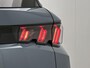Peugeot e-5008 SUV Allure Avantage 73 kWh 210pk | Accu SOH 99,2% | Lage kilometerstand! | 503km WLTP Actieradius | 7 Zitplaatsen | Navigatie | 360° Camera | Half lederen AGR stoelen | Stoel- en stuurverwarming | Adaptieve Cruise Control | Climate Control | Parkeersensoren v+a | Dodehoeksensor | Led koplampen | Keyless | Draadloze Apple Carplay / Android Auto + Telefoonlader | Donker getint glas | Trekhaak | 19" Lichtmetalen velgen |