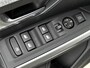 Peugeot e-5008 SUV Allure Avantage 73 kWh 210pk | Accu SOH 99,2% | Lage kilometerstand! | 503km WLTP Actieradius | 7 Zitplaatsen | Navigatie | 360° Camera | Half lederen AGR stoelen | Stoel- en stuurverwarming | Adaptieve Cruise Control | Climate Control | Parkeersensoren v+a | Dodehoeksensor | Led koplampen | Keyless | Draadloze Apple Carplay / Android Auto + Telefoonlader | Donker getint glas | Trekhaak | 19" Lichtmetalen velgen |
