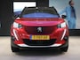 Peugeot e-2008 SUV EV GT Pack 50 kWh | Stoelverwarming | Adaptieve Cruise Control | Keyless Entry en Start