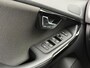 Volvo V40 1.5 T3 Dynamic Edition | Navigatie | Stoelverwarming | LED Koplampen | Parkeersensoren | Lichtmetalen Velgen 17 inch | High Performance Audio