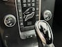 Volvo V40 1.5 T3 Dynamic Edition | Navigatie | Stoelverwarming | LED Koplampen | Parkeersensoren | Lichtmetalen Velgen 17 inch | High Performance Audio