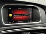 Volvo V40 1.5 T3 Dynamic Edition | Navigatie | Stoelverwarming | LED Koplampen | Parkeersensoren | Lichtmetalen Velgen 17 inch | High Performance Audio