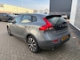 Volvo V40 1.5 T3 Dynamic Edition | Navigatie | Stoelverwarming | LED Koplampen | Parkeersensoren | Lichtmetalen Velgen 17 inch | High Performance Audio
