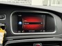 Volvo V40 1.5 T3 Dynamic Edition | Navigatie | Stoelverwarming | LED Koplampen | Parkeersensoren | Lichtmetalen Velgen 17 inch | High Performance Audio