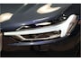 Volvo XC60 2.0 T8 AWD 287kW/390pk Aut8 Twin Engine Pro PANORAMADAK + LEER + ADAPT.CRUISE + PILOT ASSIST + PRIVACY GLASS + COMFORTSTOELEN + EL.TREKHAAK + BLIS + LANE ASSIST + COMFORTSTOELEN + MATRIX LED + PILOT ASSIST + ACHTERUITRIJCAMERA + PARKSENSOREN V&A + 18" LM-