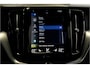 Volvo XC60 2.0 T8 AWD 287kW/390pk Aut8 Twin Engine Pro PANORAMADAK + LEER + ADAPT.CRUISE + PILOT ASSIST + PRIVACY GLASS + COMFORTSTOELEN + EL.TREKHAAK + BLIS + LANE ASSIST + COMFORTSTOELEN + MATRIX LED + PILOT ASSIST + ACHTERUITRIJCAMERA + PARKSENSOREN V&A + 18" LM-
