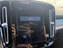 Volvo XC40 1.5 T5 Recharge R-Design | Plug-in Hybrid (PHEV) | Trekhaak | Stoelverwarming | Achteruitrijcamera | Parkeersensoren | Keyless Entry | Elektrische Achterklep | Navigatie | Lichtmetalen Velgen 19 inch