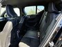 Volvo XC40 1.5 T5 Recharge R-Design | Plug-in Hybrid (PHEV) | Trekhaak | Stoelverwarming | Achteruitrijcamera | Parkeersensoren | Keyless Entry | Elektrische Achterklep | Navigatie | Lichtmetalen Velgen 19 inch