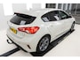 Ford Focus 1.5 EcoBoost ST Line X Keyless, Camera, Trekhaak!