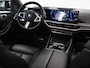 BMW X5 xDrive50e | M-Pakket Pro | Iconic Glow | Carbon in en exterieurpakket | Alcantara Hemel | Travel Pakket | Innovation Pack | Comfort-Pakket Plus | Comfort stoelen | Stoelverwarming/Koeling | SoftClose | 22" Lichtmetalen Jet Black | Fabrieksgarantie tot 08-2027 |
