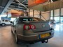 Volkswagen Passat 2.0 FSI Comfortline / CRUISE CONTROL/AIRCO/TREKHAAK/VELOURS BEKLEDING