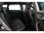 Skoda Karoq Sportline Business 1.5 TSI 150pk DSG Automaat Trekhaak, Panoramadak, Elektrische achterklep, Adaptive cruise control, Navigatie, Achteruitrijcamera,