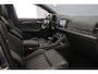 Skoda Karoq Sportline Business 1.5 TSI 150pk DSG Automaat Trekhaak, Panoramadak, Elektrische achterklep, Adaptive cruise control, Navigatie, Achteruitrijcamera,