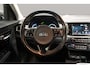 Kia Niro EV e-Niro DynamicLine 64 kWh | Apple Carplay | Adaptieve Cruise Controle | Stoel verwarming en koeling | Warmtepomp