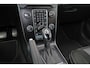 Volvo V40 T3 PolarPlus Sport - Panoramadak - Harman/Kardon audio - Parkeercamera achter - Verwarmde voorstoelen - Navigatie - Volvo On Call - Cruise control - Extra getint glas - 17' LMV