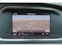 Volvo V40 T3 PolarPlus Sport - Panoramadak - Harman/Kardon audio - Parkeercamera achter - Verwarmde voorstoelen - Navigatie - Volvo On Call - Cruise control - Extra getint glas - 17' LMV