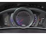 Volvo V40 T3 PolarPlus Sport - Panoramadak - Harman/Kardon audio - Parkeercamera achter - Verwarmde voorstoelen - Navigatie - Volvo On Call - Cruise control - Extra getint glas - 17' LMV