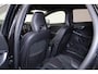Volvo V40 T3 PolarPlus Sport - Panoramadak - Harman/Kardon audio - Parkeercamera achter - Verwarmde voorstoelen - Navigatie - Volvo On Call - Cruise control - Extra getint glas - 17' LMV