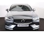 Volvo V60 T5 Inscription - Panorama/schuifdak - IntelliSafe Assist & Surround - 360º Camera - Verwarmde voorstoelen, stuur & achterbank - Parkeersensoren voor & achter - Elektr. bedienb. bestuurdersstoel met geheugen - Head up display - Extra getint glas - 19' LMV