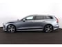 Volvo V60 T5 Inscription - Panorama/schuifdak - IntelliSafe Assist & Surround - 360º Camera - Verwarmde voorstoelen, stuur & achterbank - Parkeersensoren voor & achter - Elektr. bedienb. bestuurdersstoel met geheugen - Head up display - Extra getint glas - 19' LMV