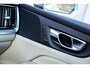 Volvo V60 2.0 T6 Recharge AWD Inscription | Trekhaak | Panorama dak | Achteruitrijcamera | Elektrisch Verstelbare Voorstoelen | Keyless Entry | Elektrische Achterklep | Navigatie | Apple Carplay | Android Auto