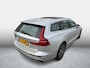 Volvo V60 2.0 T6 Recharge AWD Inscription | Plug-in Hybrid (PHEV) | Trekhaak | Panoramadak | Achteruitrijcamera | Elektrisch Verstelbare Voorstoelen | Keyless Entry | Elektrische Achterklep | Navigatie | Apple Carplay | Android Auto