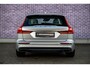 Volvo V60 2.0 T6 Recharge AWD Inscription | Trekhaak | Panorama dak | Achteruitrijcamera | Elektrisch Verstelbare Voorstoelen | Keyless Entry | Elektrische Achterklep | Navigatie | Apple Carplay | Android Auto