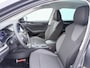 Skoda Octavia Combi 1.0 e-TSI Business Edition | Stoelverwarming | Cruise Control | Apple CarPlay | Keyless | Getint Glas | 17'' |