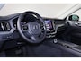 Volvo XC60 T6 Recharge AWD Ultra Bright - Panorama/schuifdak - IntelliSafe Assist & Surround - 360º Camera - Harman/Kardon audio - Adaptieve LED koplampen - Verwarmde voorstoelen, stuur & achterbank - Parkeersensoren voor & achter - Elektr. bedienb. voorstoelen met geheugen - Head up display - Draadloze tel. lader - Extra getint glas - 20' LMV