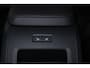 Volvo XC60 T6 Recharge AWD Ultra Bright - Panorama/schuifdak - IntelliSafe Assist & Surround - 360º Camera - Harman/Kardon audio - Adaptieve LED koplampen - Verwarmde voorstoelen, stuur & achterbank - Parkeersensoren voor & achter - Elektr. bedienb. voorstoelen met geheugen - Head up display - Draadloze tel. lader - Extra getint glas - 20' LMV