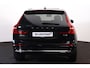 Volvo XC60 T6 Recharge AWD Ultra Bright - Panorama/schuifdak - IntelliSafe Assist & Surround - 360º Camera - Harman/Kardon audio - Adaptieve LED koplampen - Verwarmde voorstoelen, stuur & achterbank - Parkeersensoren voor & achter - Elektr. bedienb. voorstoelen met geheugen - Head up display - Draadloze tel. lader - Extra getint glas - 20' LMV