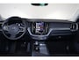 Volvo XC60 T6 Recharge AWD Ultra Bright - Panorama/schuifdak - IntelliSafe Assist & Surround - 360º Camera - Harman/Kardon audio - Adaptieve LED koplampen - Verwarmde voorstoelen, stuur & achterbank - Parkeersensoren voor & achter - Elektr. bedienb. voorstoelen met geheugen - Head up display - Draadloze tel. lader - Extra getint glas - 20' LMV