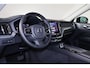 Volvo XC60 T6 Recharge AWD Ultra Bright - Panorama/schuifdak - IntelliSafe Assist & Surround - 360º Camera - Harman/Kardon audio - Adaptieve LED koplampen - Verwarmde voorstoelen, stuur & achterbank - Parkeersensoren voor & achter - Elektr. bedienb. voorstoelen met geheugen - Head up display - Draadloze tel. lader - Extra getint glas - 20' LMV