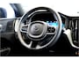 Volvo XC60 2.0 T8 AWD 335kW/456pk Aut8 Plug-in hybrid Ultra Black Edition PANORAMADAK + HARMAN/KARDON + EL.TREKHAAK + ADAPT.CRUISE + GOOGLE DASH + HEAD-UP + LANE ASSIST + STOELVERWARMING V&A + MATRIX LED + STUURVERWARMING + 360 CAMERA + PARKSENSOREN V&A + 21" LMV!!