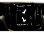 Volvo XC60 2.0 T8 AWD 335kW/456pk Aut8 Plug-in hybrid Ultra Black Edition PANORAMADAK + HARMAN/KARDON + EL.TREKHAAK + ADAPT.CRUISE + GOOGLE DASH + HEAD-UP + LANE ASSIST + STOELVERWARMING V&A + MATRIX LED + STUURVERWARMING + 360 CAMERA + PARKSENSOREN V&A + 21" LMV!!