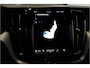 Volvo XC60 2.0 T8 AWD 335kW/456pk Aut8 Plug-in hybrid Ultra Black Edition PANORAMADAK + HARMAN/KARDON + EL.TREKHAAK + ADAPT.CRUISE + GOOGLE DASH + HEAD-UP + LANE ASSIST + STOELVERWARMING V&A + MATRIX LED + STUURVERWARMING + 360 CAMERA + PARKSENSOREN V&A + 21" LMV!!