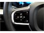 Volvo XC60 2.0 T8 AWD 335kW/456pk Aut8 Plug-in hybrid Ultra Black Edition PANORAMADAK + HARMAN/KARDON + EL.TREKHAAK + ADAPT.CRUISE + GOOGLE DASH + HEAD-UP + LANE ASSIST + STOELVERWARMING V&A + MATRIX LED + STUURVERWARMING + 360 CAMERA + PARKSENSOREN V&A + 21" LMV!!