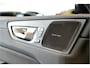 Volvo XC60 2.0 T8 AWD 335kW/456pk Aut8 Plug-in hybrid Ultra Black Edition PANORAMADAK + HARMAN/KARDON + EL.TREKHAAK + ADAPT.CRUISE + GOOGLE DASH + HEAD-UP + LANE ASSIST + STOELVERWARMING V&A + MATRIX LED + STUURVERWARMING + 360 CAMERA + PARKSENSOREN V&A + 21" LMV!!