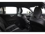 Volvo V60 T6 Plug-in hybrid AWD Plus Dark | Trekhaak | Rondomzicht camera | Verwarmbare voorstoelen + achterbank | Premium audio by Harman Kardon | Verwarmbaar stuurwiel + voorruit
