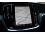 Volvo V60 T6 Plug-in hybrid AWD Plus Dark | Trekhaak | Verwarmbare voorstoelen+stuurwiel+achterbank | Premium audio by Harman Kardon | Rondom zichtcamera | Verwarmbare voorruit | Keyless |