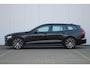 Volvo V60 T6 Plug-in hybrid AWD Plus Dark | Trekhaak | Verwarmbare voorstoelen+stuurwiel+achterbank | Premium audio by Harman Kardon | Rondom zichtcamera | Verwarmbare voorruit | Keyless |