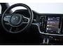 Volvo V60 T6 Plug-in hybrid AWD Plus Dark | Trekhaak | Verwarmbare voorstoelen+stuurwiel+achterbank | Premium audio by Harman Kardon | Rondom zichtcamera | Verwarmbare voorruit | Keyless |
