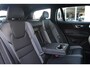 Volvo V60 T6 Plug-in hybrid AWD Plus Dark | Trekhaak | Verwarmbare voorstoelen+stuurwiel+achterbank | Premium audio by Harman Kardon | Rondom zichtcamera | Verwarmbare voorruit | Keyless |