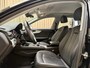 Audi A4 Avant 35 TFSI Sport Automaat / Full Led / Leder / Stoelverwarming / Adaptive Cruise / Elek. Trekhaak / PDC / LED / 19"LMV