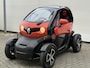 Renault Twizy Intense (INCLUSIEF ACCU) (Vanaf 16 jaar) 45 KM uitvoering | 2 Persoons | Dealer Onderhouden