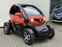 Renault Twizy Intense (INCLUSIEF ACCU) (Vanaf 16 jaar) 45 KM uitvoering | 2 Persoons | Dealer Onderhouden